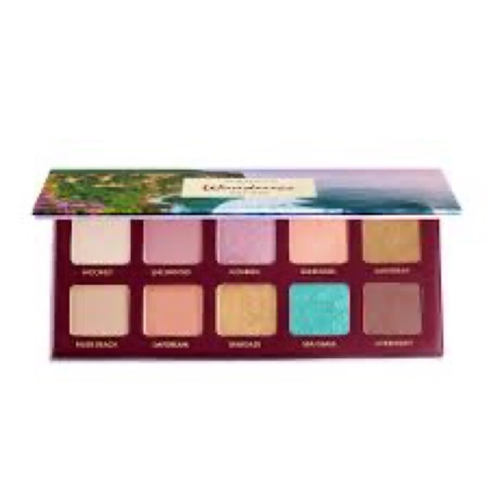 Wander Beauty Wandress Escape Eyeshadow Palette